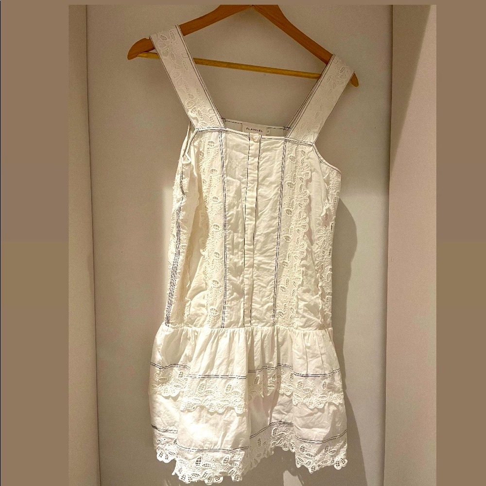Beautiful embroidered eyelet lace cotton mini dress.